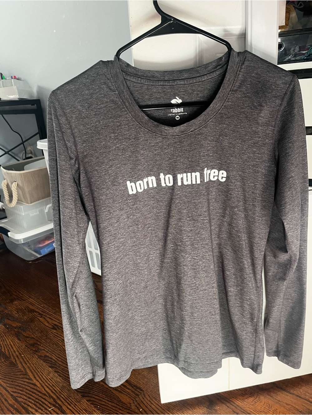Rabbit Long-Sleeve 'born to run free' Crew Tee - Charcoal